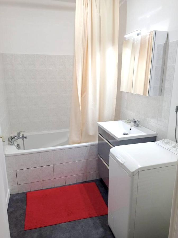 Studio Charmant A Clermont Ferrand 31 M² Parking Inclus Exterior foto